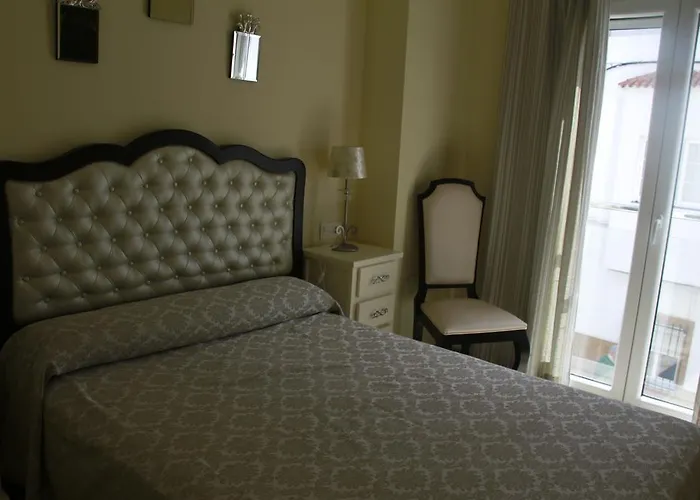 Casa de hóspedes Hostal Flor De Lis- Lojo